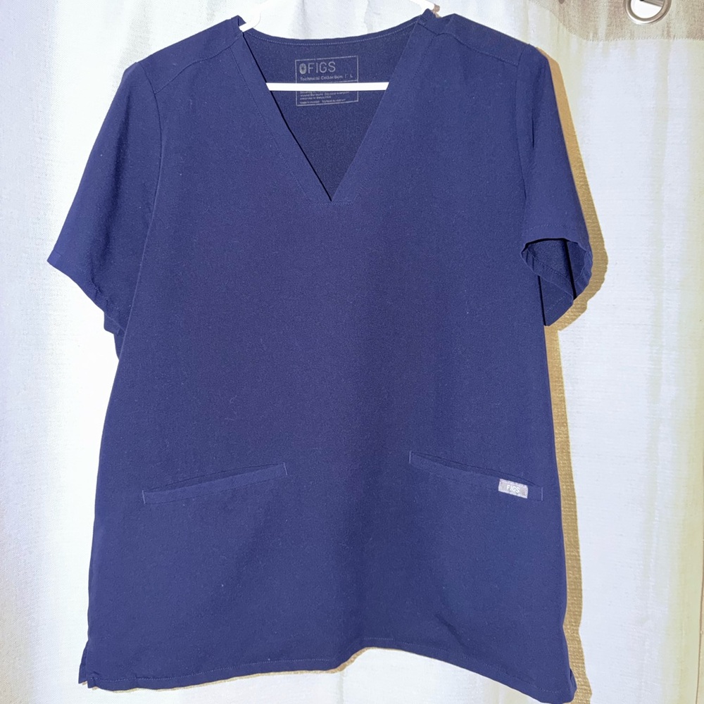 Figs Classic V-Neck Scrub Top in Navy